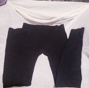 *10=$20* Hot Kiss Black Knit Leggings Small-26"